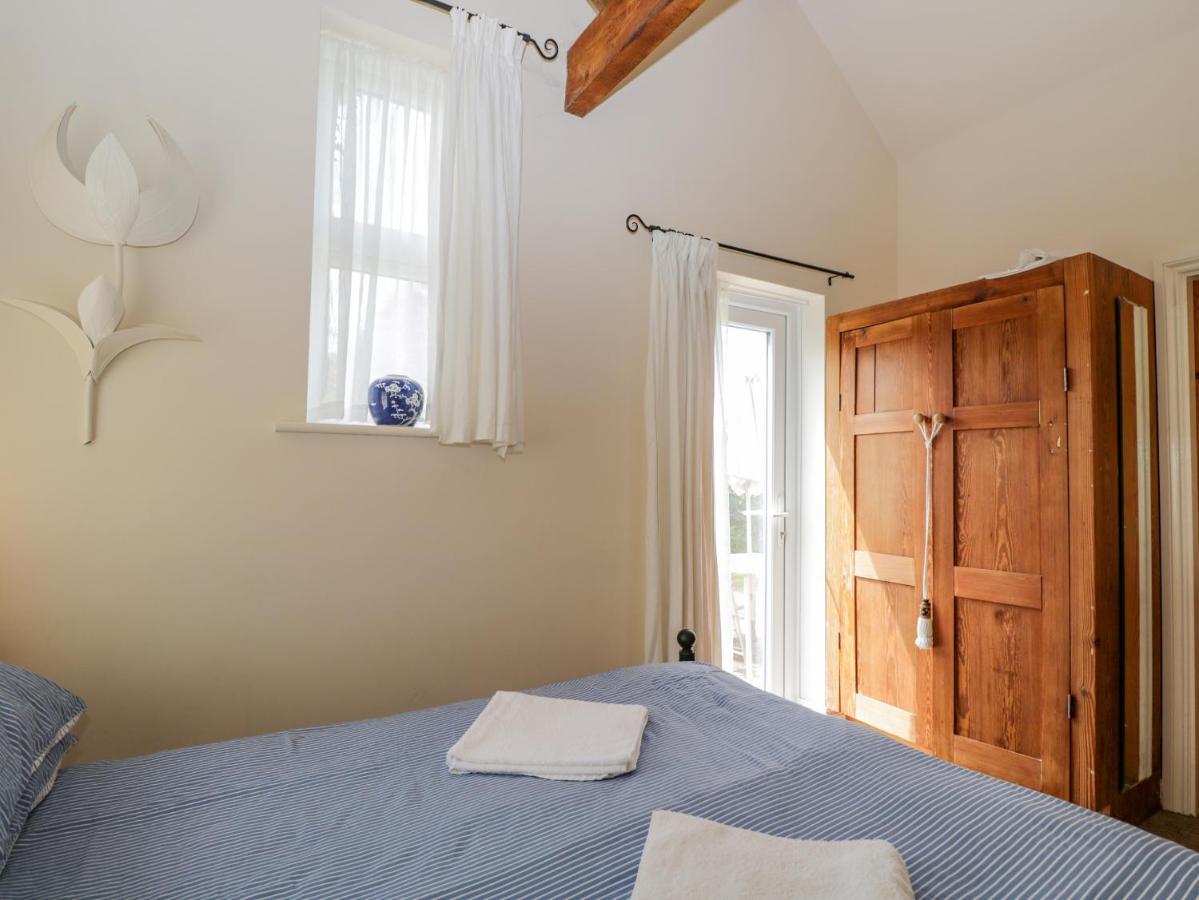 Parkfield Cottage Sturminster Marshall Buitenkant foto