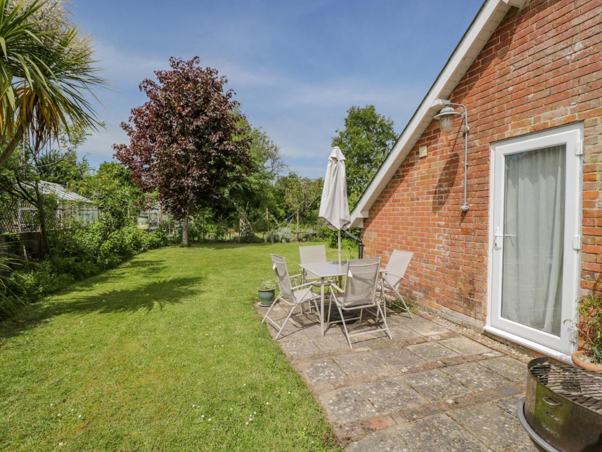 Parkfield Cottage Sturminster Marshall Buitenkant foto